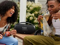 JBL heeft Wi-Fi-capabele versies van zijn Boombox 3 en Charge 5 luidsprekers onthuld. (Beeldbron: JBL)