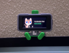 De WebScreen heeft een 2-inch AMOLED-scherm. (Afbeeldingsbron: nishad2m8 / YouTube)