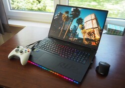 De Aorus Master 18 (2025) is een zeer degelijke laptop voor foto- en videobewerking