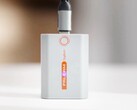 De Falcam-batterij kan rechtstreeks via een USB-C-kabel worden opgeladen.