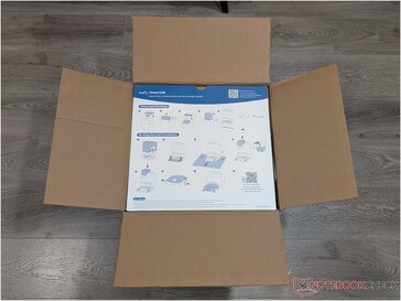 Detailhandeldoos voor de eufy Omni C28 robotstofzuiger.