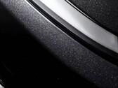 De nieuwe Model Y AWD begint nu vanaf $50.490 met de nieuwe kleur Diamond Black. (Afbeelding bron: Tesla)
