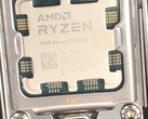 De AMD Ryzen 7 7700X lijkt de verwachte single- en multi-core winst ten opzichte van de Ryzen 7 5800X te laten zien. (Afbeelding Bron: Cortexa99 op Anandtech Forums)