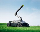 De NexLawn Master X kan ballen naar honden gooien en fruit van bomen plukken. (Afbeelding bron: Mova)