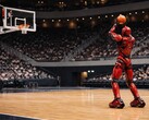 Toyota heeft CUE7 onthuld, de nieuwste generatie van zijn basketbalrobot, die ontworpen is om schoten te nemen tot op 25 meter.