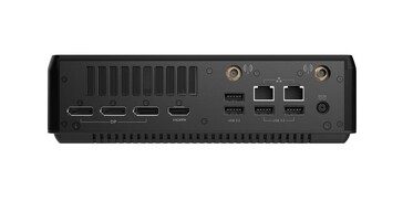 Er zijn twee snelle Ethernet-poorten beschikbaar (Afbeeldingsbron: Zotac)