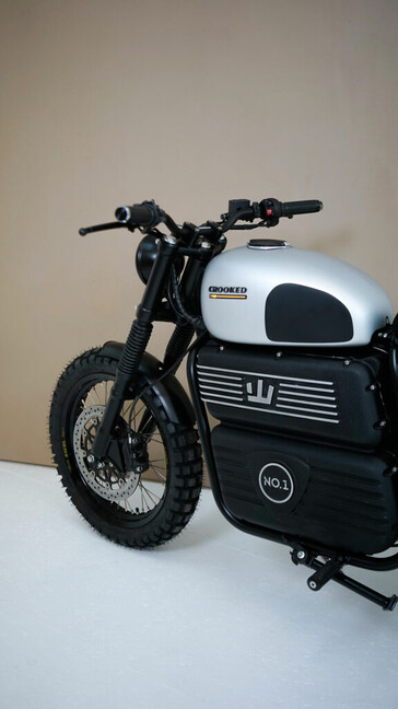 De E-Type custom elektrische scrambler ziet ook de verplichte spiegelverwijdering die zo alomtegenwoordig is op scrambler-bouwwerken. (Afbeelding bron: RGNT Motorcycles)