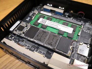 Primaire M.2 2280 SATA III-sleuf. Het model wordt niet geleverd met NVMe SSD's