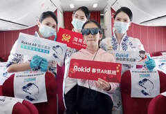 Passagiers van Hainan Airlines genieten van virtueel entertainment terwijl ze de Rokid Max AR-bril dragen tijdens de Lunar New Year-vluchten. (Bron: Rokid)