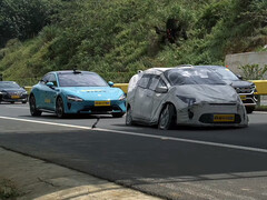 De Xiaomi SU7 deed het niet goed in de ADAS-test. (Afbeeldingsbron: DCarStudio/YT)