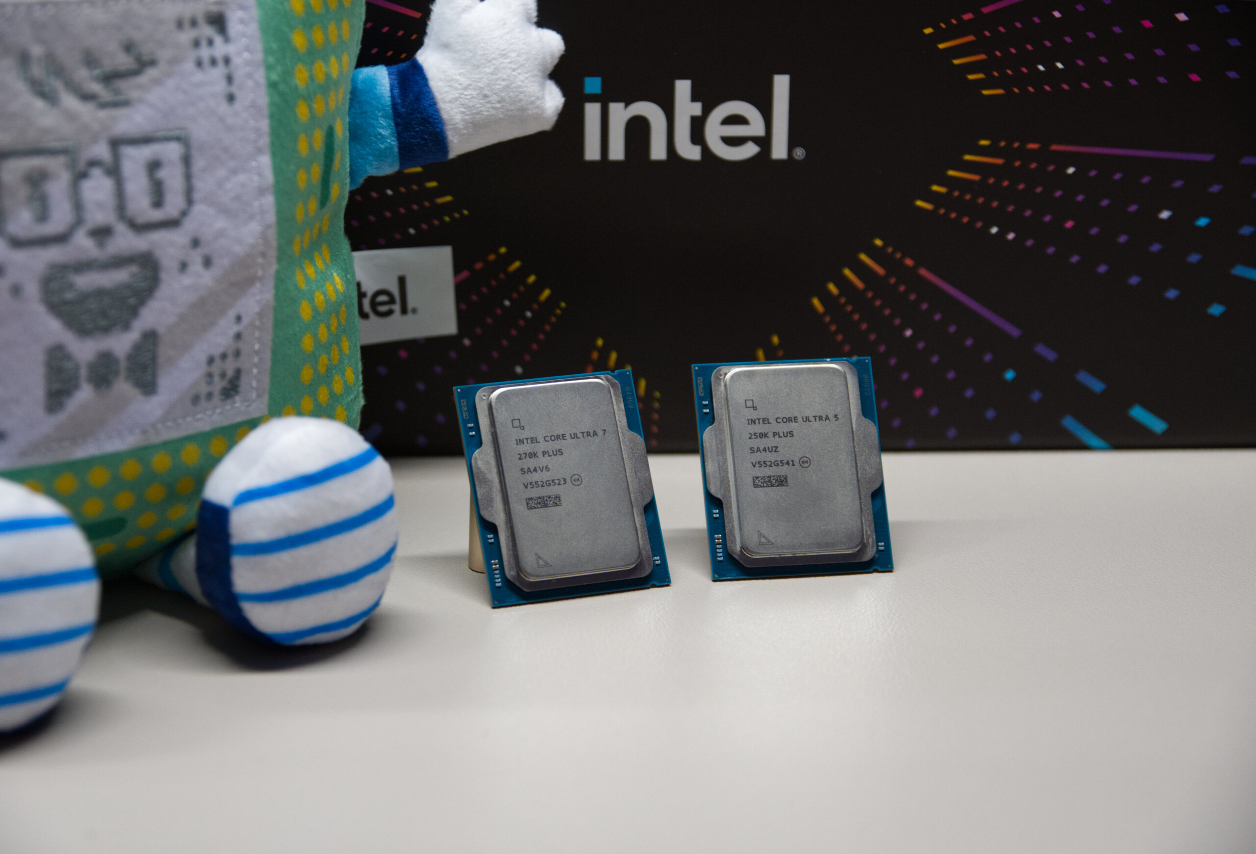 Intel Core Ultra 7 270K Plus en Intel Core Ultra 5 250K Plus 