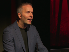 Een screengrab van Marc Alexis Cote op BAFTA (bron: BAFTA YT)