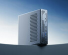 De MS-01 SE kan worden uitgerust met maximaal 64 GB DDR4-RAM. Afgebeeld: een promotiefoto waarop de voorkant van de mini-pc te zien is.
