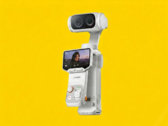 De afneembare afstandsbediening van de Insta360 Luna Ultra bevat het OLED-scherm.