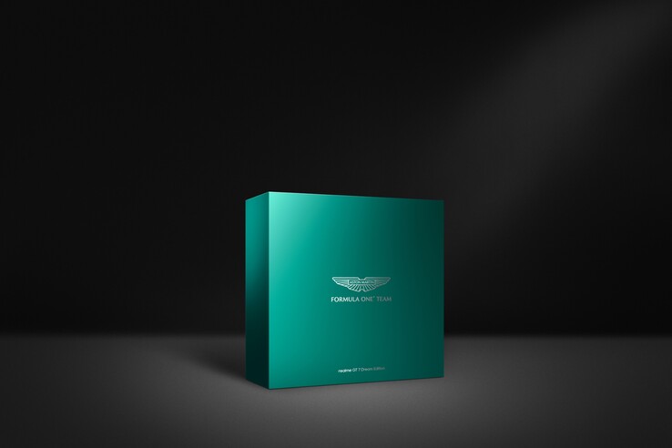 De Realme GT 7 Dream Edition heeft mogelijk een aangepast, op Aston Martin geïnspireerd ontwerp. (Afbeeldingsbron: Jacky op Weibo)