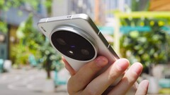 Een diepgaande teardown video toont de interne onderdelen van de Vivo X200 Ultra (Afbeelding bron: Wekihome)