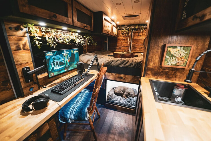 (Afbeeldingsbron: u/ttthefineprinttt via r/battlestations)
