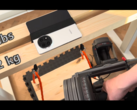 Kan de Find N5 dit gewicht dragen? (Afbeeldingsbron: State of Tech via YouTube)