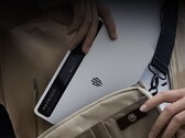 De RedMagic Gaming Tablet 3 Pro is een compacte tablet met een OLED-scherm. (Afbeelding Bron: RedMagic)