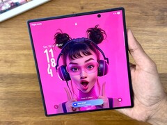 De opvolger van de Galaxy Z Fold7 (hier afgebeeld) zal naar verwachting een volledig kreukvrij scherm bieden, vergelijkbaar met Apple&#039;s eerste iPhone Fold. (Afbeeldingsbron: Techdroider)