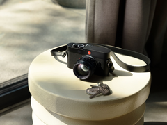 De Leica M EV1 (foto) wordt geleverd met de Maestro III beeldprocessor van het bedrijf, 64 GB intern geheugen en ondersteuning voor UHS-II SD-kaarten. (Afbeeldingsbron: Leica)