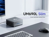 De Minisforum UM690L Slim kan worden gevoed via de USB4-poort. (Afbeeldingsbron: Minisforum)