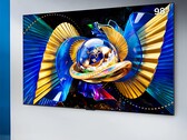 De C10M beschikt over 2.304 lokale dimzones, met één dimzone per LED, plus een AI-chip voor de gezamenlijke regeling van lichtkleur die de verwerking verzorgt.