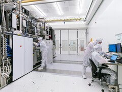 Nederlandse rechtbank sluit ex-ASML- en NXP-ingenieur op voor het doorgeven van chipgeheimen aan Rusland. Afgebeeld: ASML Cleanroom EUV (Afbeeldingsbron: ASML)