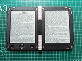 De doe-het-zelf e-reader met twee schermen (Afbeelding bron: spacerower's thread op Reddit)