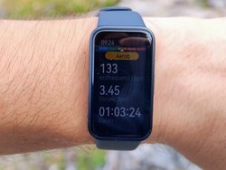 De Huawei Band 8 kan de helderheid niet automatisch aanpassen