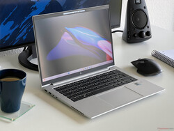 Test van de HP EliteBook 1040 G10. Testapparaat beschikbaar gesteld door campuspoint.de