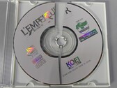 De cd die brak terwijl deze voorzichtig werd schoongemaakt en gepolijst.