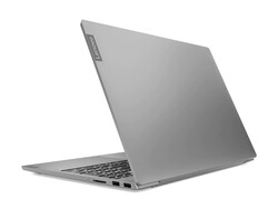 Lenovo IdeaPad S540-15IML, testmodel geleverd door: