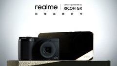 Het is officieel: Een samenwerking tussen Realme en Ricoh GR maakt de camera van de GT8 Pro al klaar om te concurreren met de Xiaomi 17 Pro en Oppo Find X9 Pro. (Afbeeldingsbron: Ricoh/Realme)
