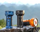 De Olight Marauder 3-zaklamp met een lichtopbrengst van 25.000 lumen is verkrijgbaar in de kleuren Midnight Blue, Black en Orange.