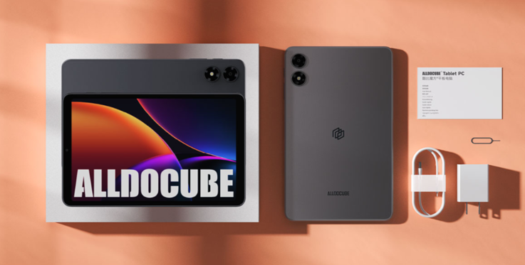 Alldocube iPlay 80 mini Pro met de doos en accessoires