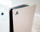 De PlayStation 5 Slim is misschien niet zo veel kleiner dan het huidige model, op de foto. (Afbeeldingsbron: Charles Sims)