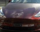 Giga Berlin Model Y in de nieuwe kleur Midnight Cherry Red (Foto: Vision E Drive/YT)