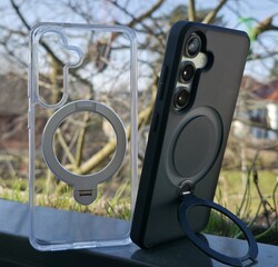 De Galaxy S25 met een koffer van Torras