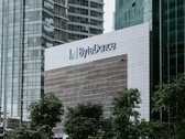 Het logo van ByteDance op het kantoorgebouw van het bedrijf in Singapore (bron: Claudio Schwarz - Unsplash)