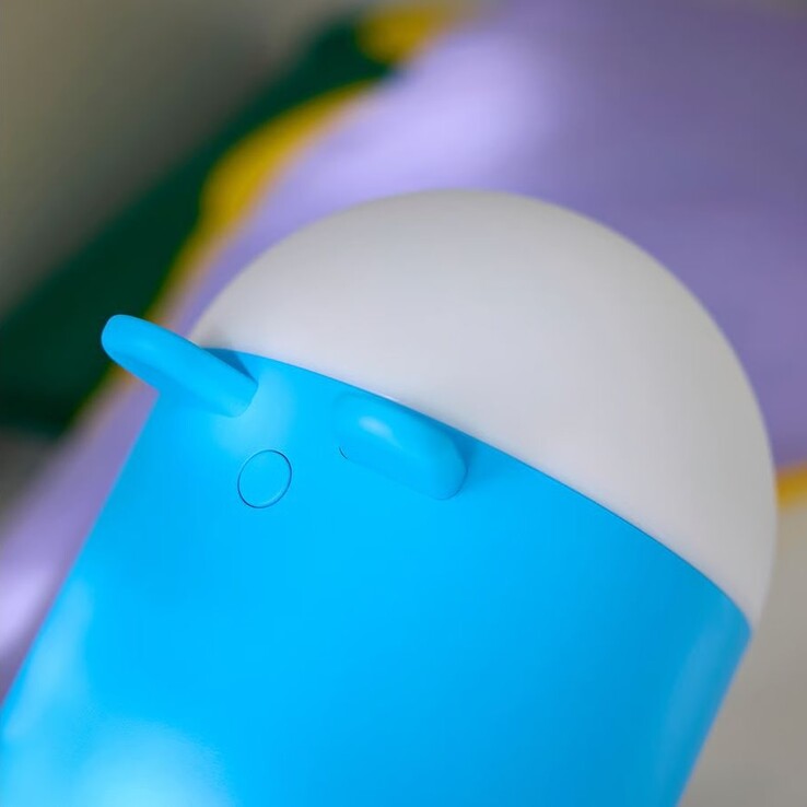 Een close-up afbeelding van de IKEA Grejsimojs LED tafellamp