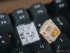 Keychron Q1 Ultra double-shot keycaps en Keychron Silk POM Banana schakelaar