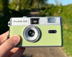 De Pure35 is verkrijgbaar in groen, paars en zwart.