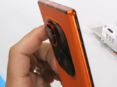 Kan de X2 Pro overleven? (Bron: JerryRigEverything via YouTube)
