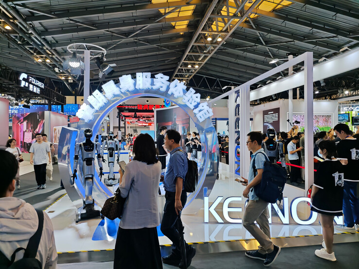 De XMANF1 te zien op de WAIC 2025-stand (Bron: Keenon)