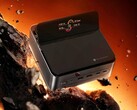De nieuwste mini PC van Machenike heeft een Core i9 en een opvouwbaar statusdisplay (Afbeeldingsbron: Machenike)