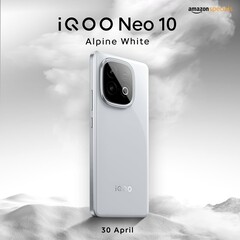 De iQoo Neo 10 in Alpine witte uitvoering