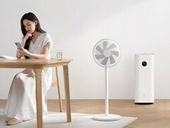 Een powerbank kan de Xiaomi Mijia Smart Floor Fan 1X van stroom voorzien. (Beeldbron: Xiaomi)