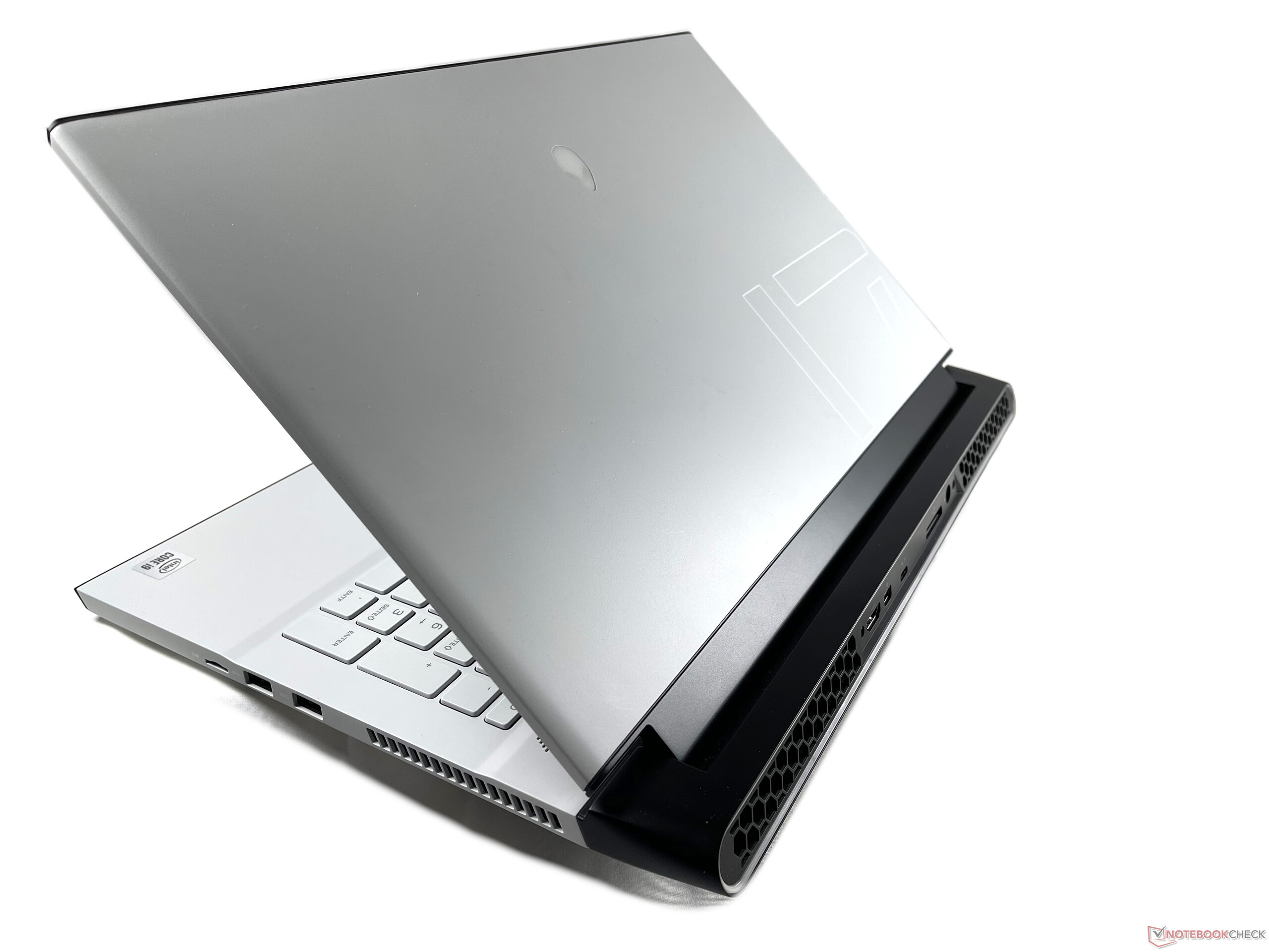 Alienware m17 R4 laptop review: Opbranden in de atmosfeer ...