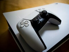 Een PlayStation 5-console en DualSense-controller. (Afbeeldingsbron: Pexels / Pascal)